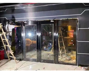 不銹鋼玻璃防火門